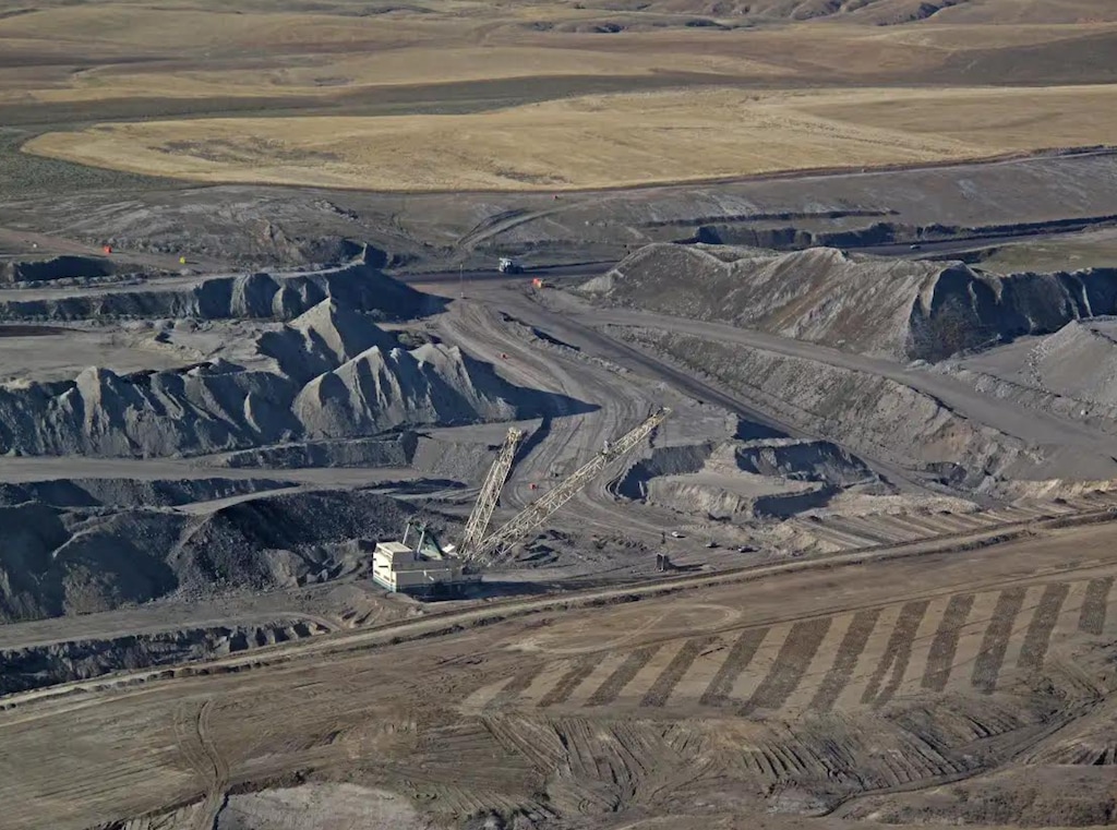 (Powder River Basin Resource Council) Coal mining in Wyoming's Powder River Basin.