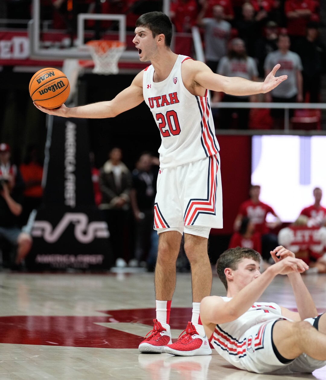 (Francisco Kjolseth | The Salt Lake Tribune) Utah Utes guard Lazar Stefanovic (20) argues a call as the University of Utah hosts the Arizona Wildcats in NCAA basketball in Salt Lake City on Thursday, Dec. 1, 2022.