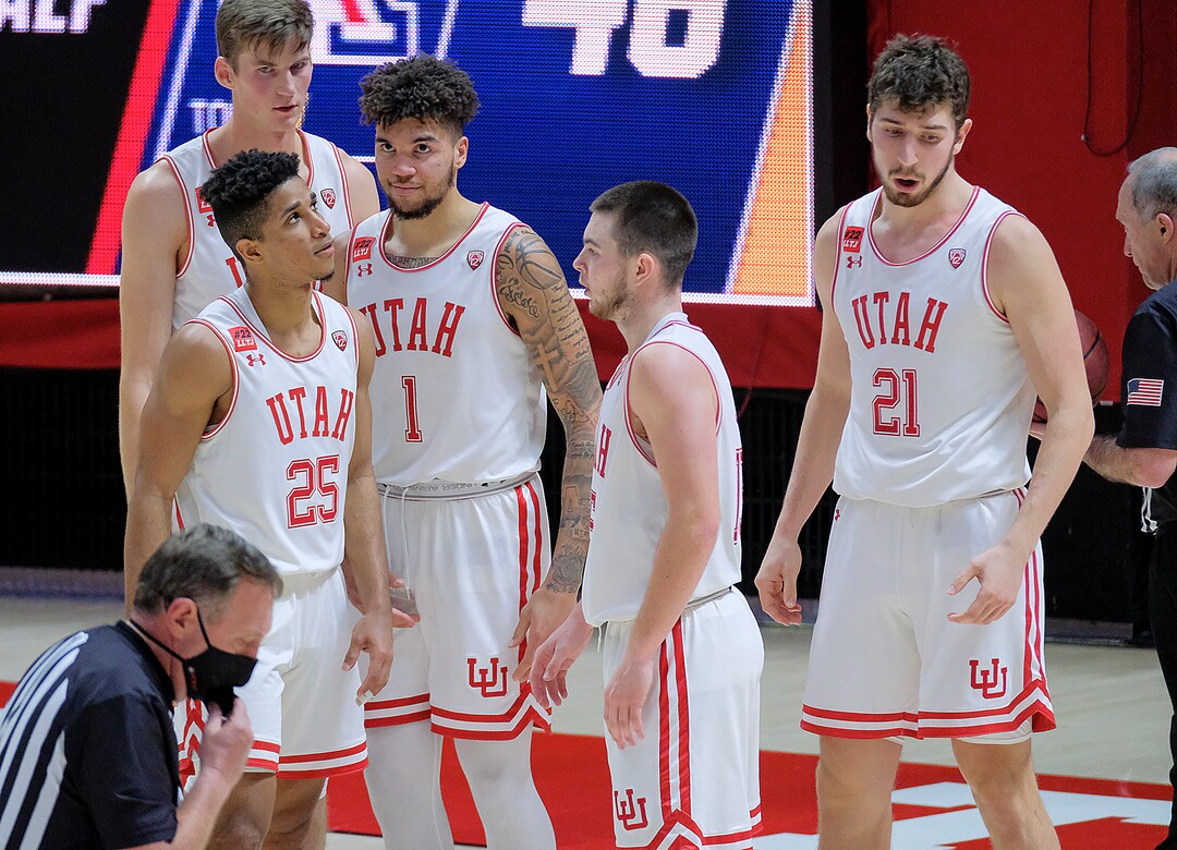 (Leah Hogsten | The Salt Lake Tribune) The Utes react as they get into foul trouble in the second half as the University of Utah host the Arizona Wildcats, Feb. 4, 2021 at the Jon M. Huntsman Arena.