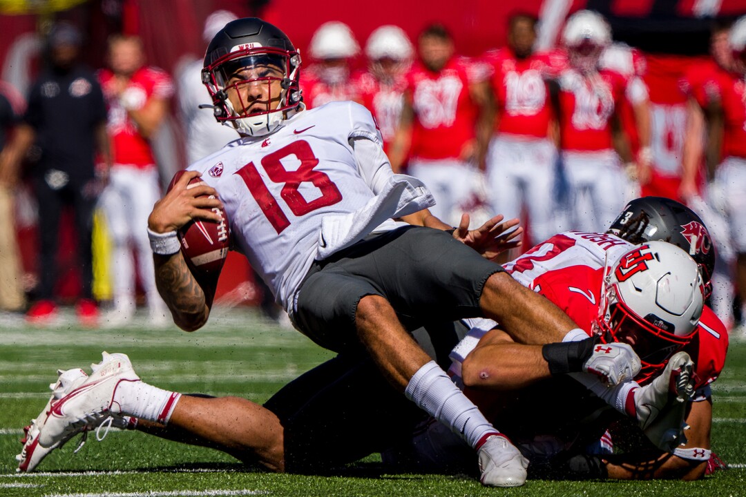 (Trent Nelson  |  The Salt Lake Tribune) Utah Utes defensive end Van Fillinger (7); sacks Washington State Cougars quarterback Jarrett Guarantano (18) as the University of Utah hosts Washington State, NCAA football in Salt Lake City on Saturday, Sept. 25, 2021.