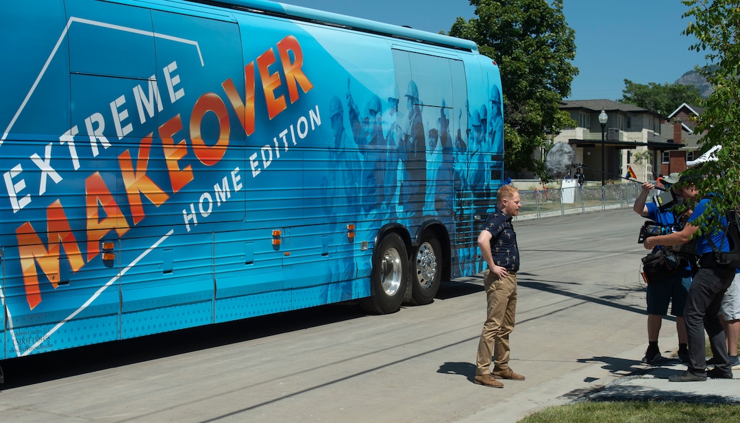 (Rick Egan | The Salt Lake Tribune) Jesse Tyler Ferguson gets the crowd going while filming an episode of the TV show "Extreme Makeover: Home Edition" in Ogden, Thursday, Aug. 15, 2019.
