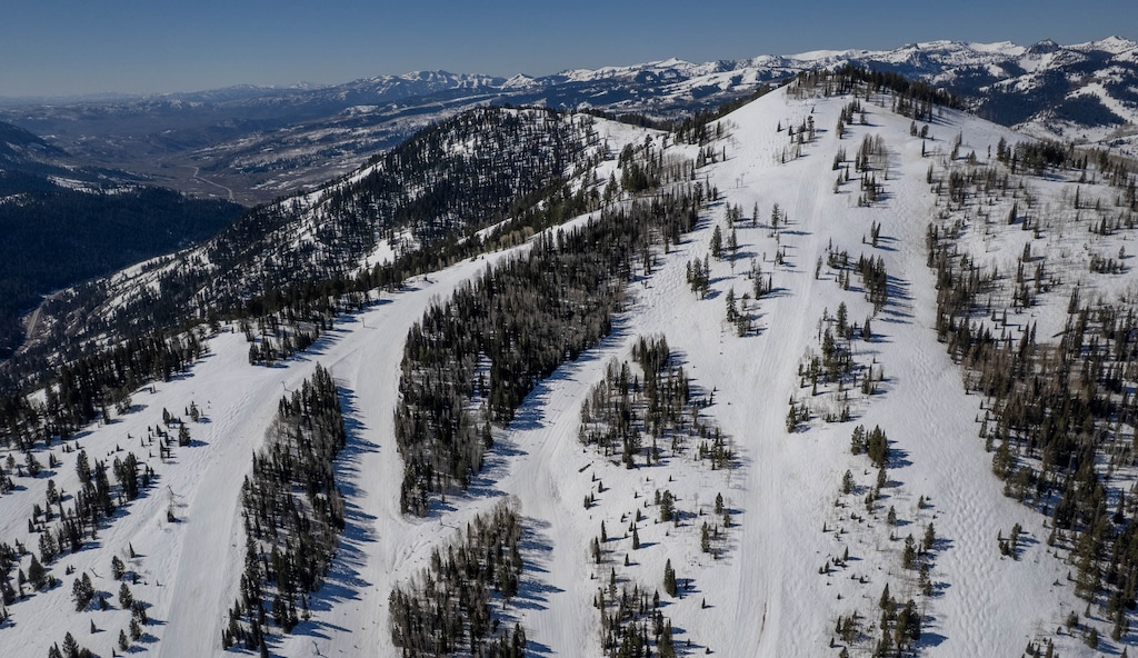 (Francisco Kjolseth | The Salt Lake Tribune) During the hottest winter in state history, Beaver Mountain, the only ski area in Utah with no snowmaking, and a summit elevation of 8,860ft had one of the deepest snowpacks and saw little drop in visitation, as people take to the slopes at the top of Logan Canyon during the first day of spring on Friday, March 20, 2026.