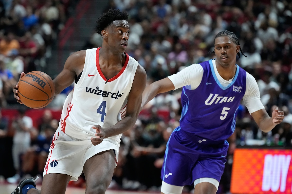 AJ Dybantsa outduels Darryn Peterson in Summer League showdown between top ...
