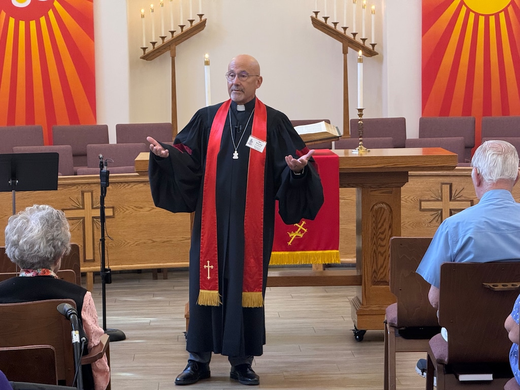 (Mark Eddington | The Salt Lake Tribune) The Rev. Ralph Clingan preaches to the congregation at Good Shepherd Presbyterian Church in St. George on Sunday, June 15, 2025.