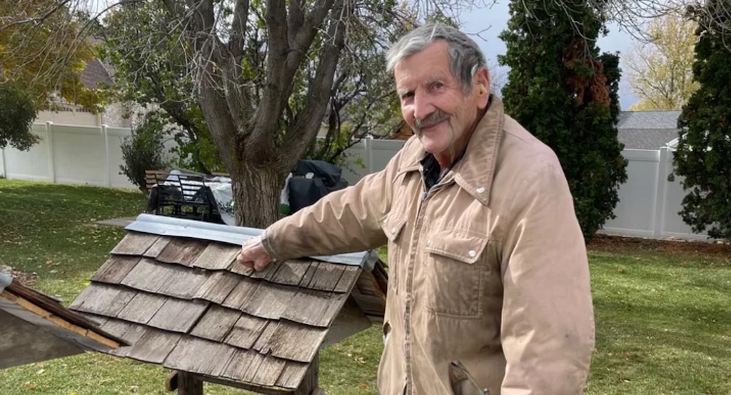 (GoFundMe) Keith Bench, 88, alongside one of his woodworking projects. Kristin Fowles has raised over $13,000 for Bench after giving him a ride to the local pharmacy so he could fix his hearing aids.
