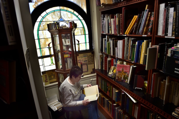 (Scott Sommerdorf | The Salt Lake Tribune)
On Small Business Saturday, Julie Arwood came from Wyoming to shop for Wizard of Oz books in the rare book section at Ken Sanders Fine Books, Saturday, November 25, 2017.