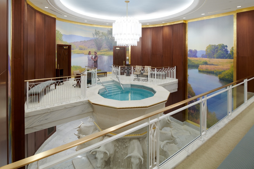 (The Church of Jesus Christ of Latter-day Saints) The baptismal font of the newly renovated Washington D.C. Temple.