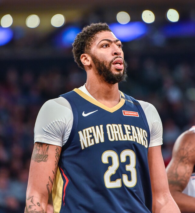 New Orleans Pelicans forward Anthony Davis (23) reacts after scoring in the first quarter of an NBA basketball game against the New York Knicks, Friday, Nov. 23, 2018, in New York. (AP Photo/Howard Simmons)