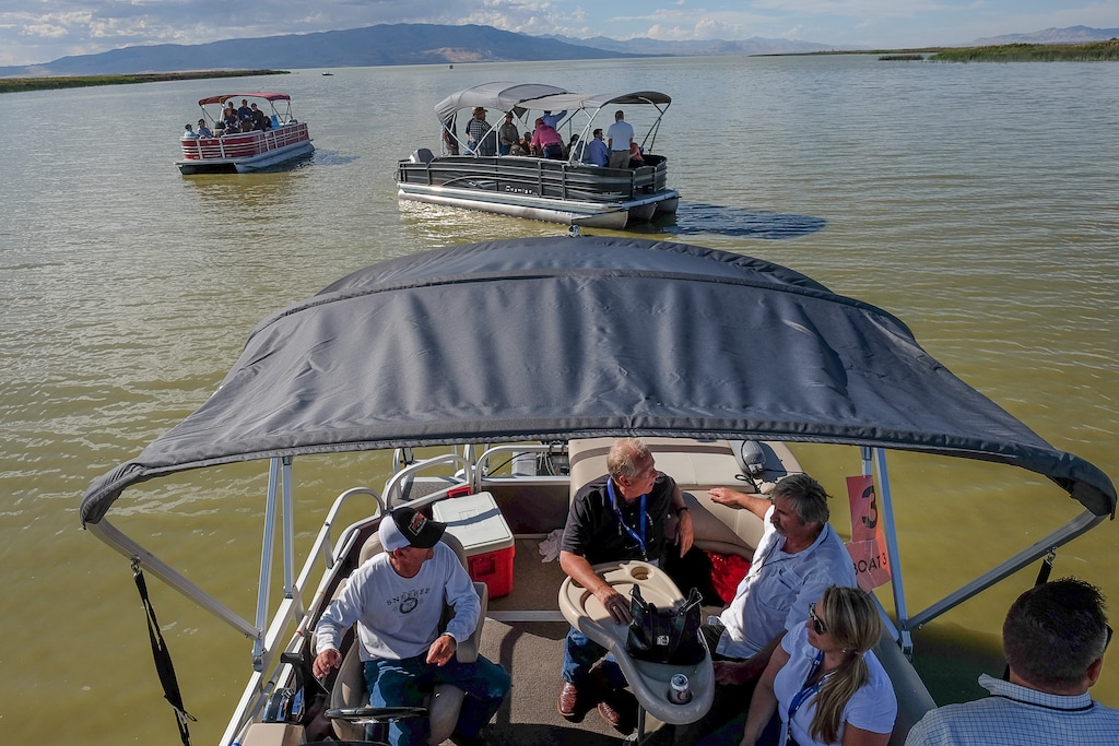 (Francisco Kjolseth  |  The Salt Lake Tribune)  Members of the Legislative Water Development Commission take a tour of Utah Lake on Wednesday, Sept. 13, 2017, for the purpose of learning of wastewater treatment, the importance of protecting our lakes and rivers, how the state is looking to change water quality standards and how regulation is an important local issue.