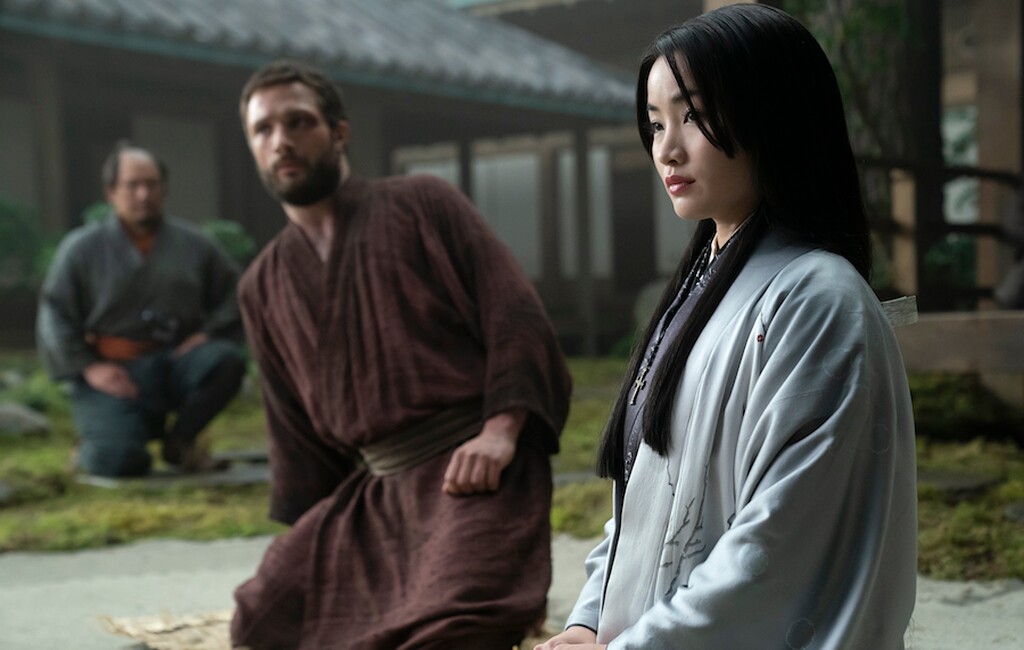 (Katie Yu | FX) Cosmo Jarvis as John Blackthorne and Anna Sawai as Toda Mariko in “Shōgun.”
