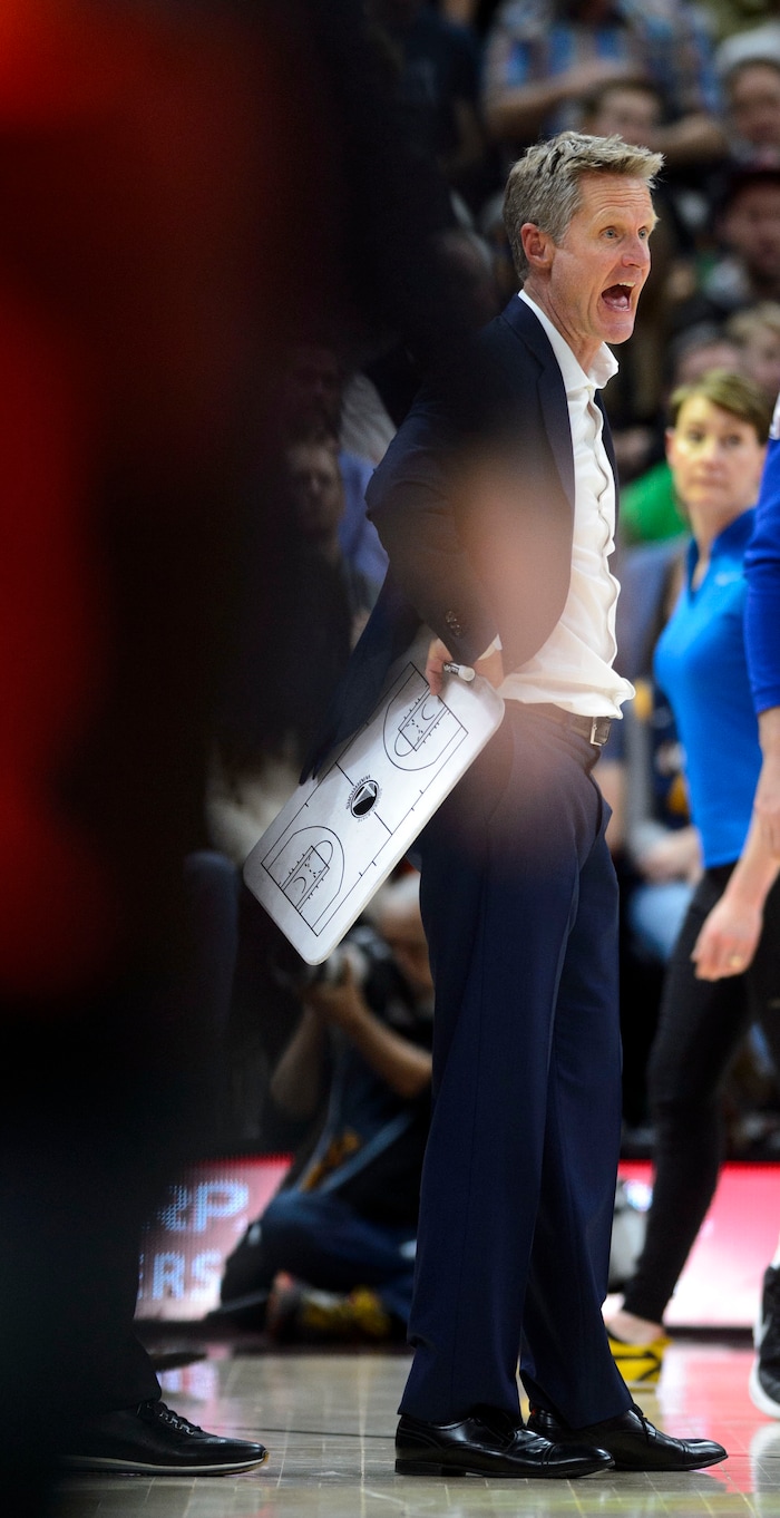 (Steve Griffin  |  The Salt Lake Tribune) Golden State Warriors head coach Steve Kerr screams for a time out as the Jazz build a 20 point lead during the Utah Jazz versus Golden State Warriors at Vivint Smart Home Arena in Salt Lake City Tuesday January 30, 2018.