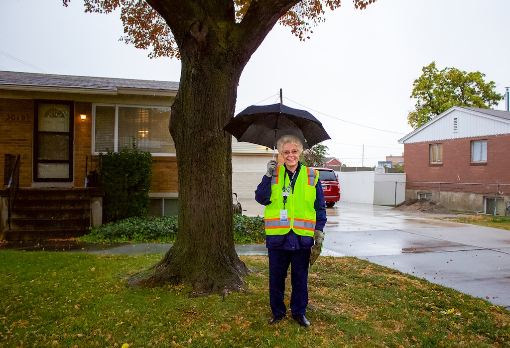 (Saige Miller | The Salt Lake Tribune) My Hometown block captain and long time West Valley City resident Bonnie Shaw attends the day of service on Saturday, Oct. 9, 2021 with a clipboard in hand and a name badge that makes her Òfeel like superwoman.Ó