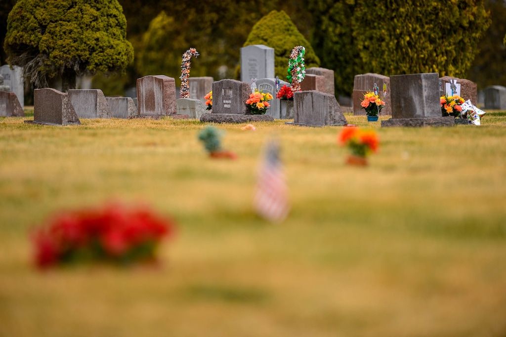 (Trent Nelson | The Salt Lake Tribune) Murray City Cemetery on Thursday, March 19, 2020. Utah funeral directors say it's important that people still be able to grieve the death of a loved one, even as crowd sizes are limited to try to slow the spread of coronavirus.