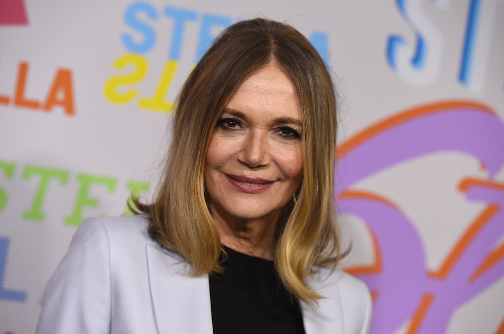 (Jordan Strauss/Invision file photo) In this Jan. 16, 2018 file photo, Peggy Lipton arrives at the Stella McCartney Autumn 2018 Presentation in Los Angeles. Lipton, a star of the groundbreaking late 1960s TV show "The Mod Squad" and the 1990s show "Twin Peaks," has died of cancer at age 72. Lipton's daughters Rashida and Kidada Jones say in a statement that Lipton died Saturday, May 11, 2019, surrounded by her family.
