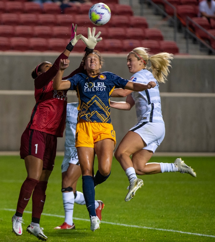 (Rick Egan | The Salt Lake Tribune) Utah Royals FC goalkeeper Abby Smith (1), Utah Royals FC defender Taylor Leach (24) and Portland Thorns FC midfielder Lindsey Horan (10), collide as they go for the ball, in soccer action between Utah Royals FC and Portland Thorns FC at Rio Tinto Stadium, on Saturday, Oct. 3, 2020.