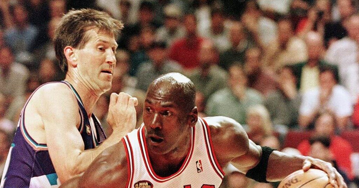 Michael Jordan’s 1998 NBA Finals Game 3 jersey going to auction with ...