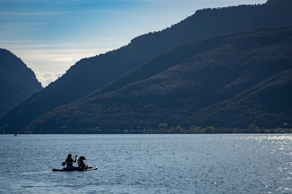 (Rick Egan | The Salt Lake Tribune) Samantha Moyes paddles on Pineview Reservoir with her dog Tim on Monday, April 20, 2026. 