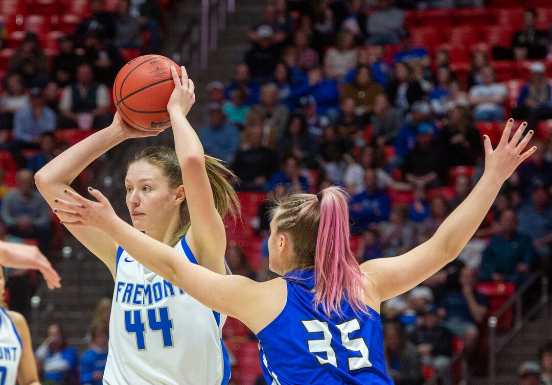 (Rick Egan  |  The Salt Lake Tribune)     Fremont Sliverwolves Margaret Mendelson (44) looks to pass, as Bingham Miners Jycee  Lichtie  (35) defends, in the 6A championship game, between the Fremont Sliverwolves and the Bingham Miners, at the Jon M. Huntsman Center, Saturday Feb. 29, 2020