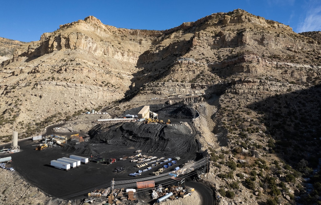 (Francisco Kjolseth | The Salt Lake Tribune) Utah’s Lila Canyon coal mine, on Tuesday, Dec. 6, has been burning since a coal pillar spontaneously combusted on Sept. 20. The mine operator's plans to expand operations hinge on the state's acquisition of adjacent federal coal tracts.