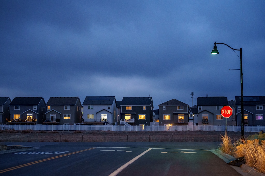 (Trent Nelson | The Salt Lake Tribune) Homes in Saratoga Springs on Monday, Jan. 6, 2025.