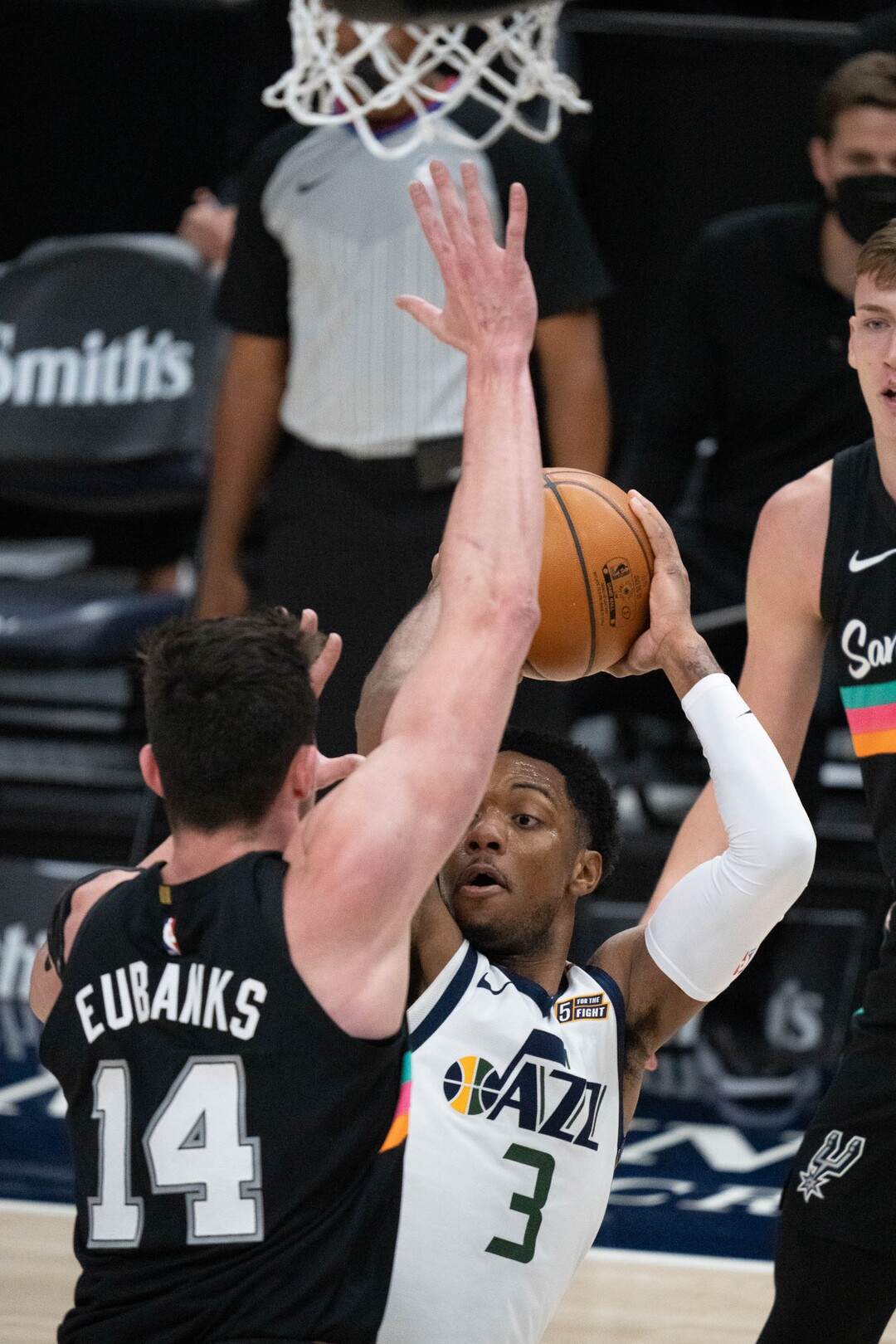 (Francisco Kjolseth | The Salt Lake Tribune) San Antonio Spurs forward Drew Eubanks (14) pressures Utah Jazz guard Trent Forrest (3) in NBA action between the Utah Jazz and the San Antonio Spurs at Vivint Smart Home Arena, on Wednesday, May 5, 2021.