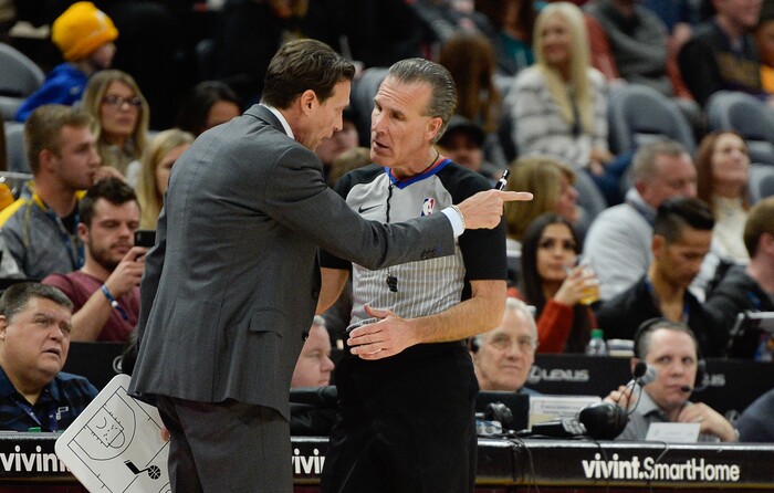 (Francisco Kjolseth  |  The Salt Lake Tribune)  Jazz head coach Quin Snyder argues a call with referee Ken Mauer (41) during the NBA game against the Kings at Vivint Smart Home Arena Wed., Nov. 21, 2018, in Salt Lake City.