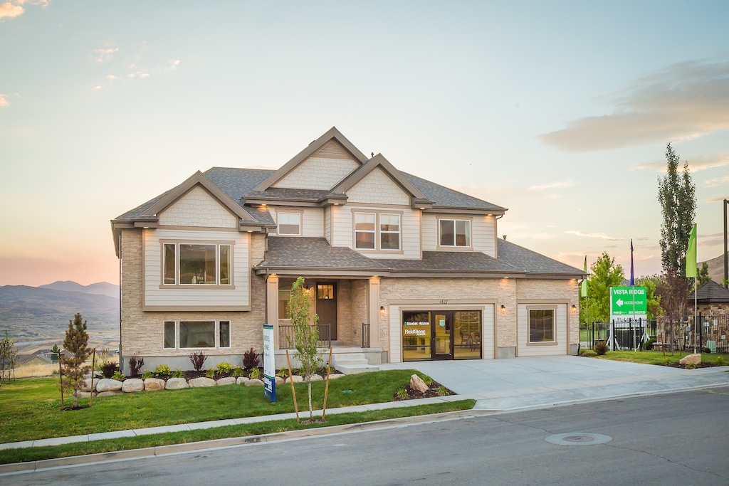 Why You Should Move to Traverse Mountain