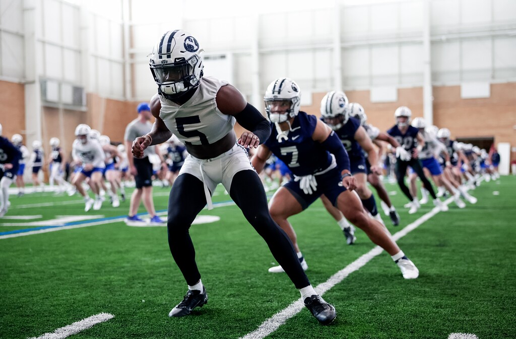 (Jaren Wilkey | BYU) D'Angelo Mandell participates in BYU football spring practice in Provo, Monday, Feb. 28, 2022.