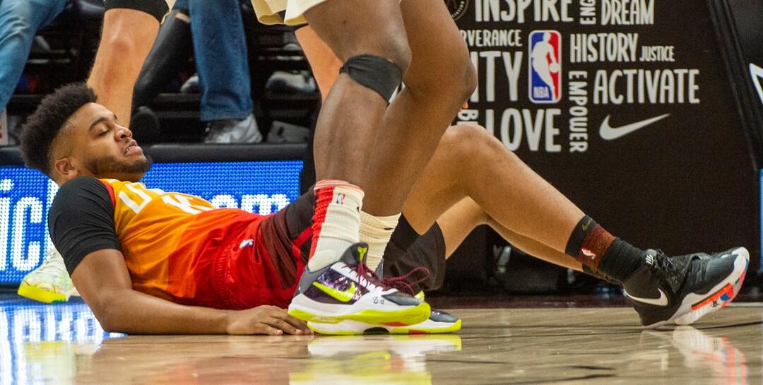 (Rick Egan  |  The Salt Lake Tribune)     Utah Jazz forward Juwan Morgan (16) falls to the floor after missing a dunk, in the Jazz 117-114 win over the Portland Trail Blazers, in NBA action in Salt Lake City, Friday, Feb. 7, 2020.