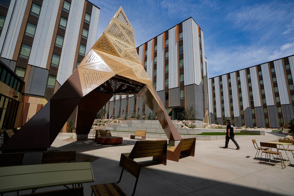 (Francisco Kjolseth | The Salt Lake Tribune) "The Lantern” sculpture, the focal point of the courtyard at the University of Utah's new luxury residence hall, called Trailhead. The piece features lighting and heat lamps for the winter.