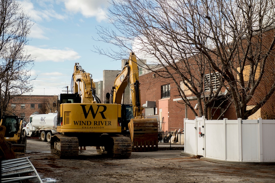 (Jeremy Harmon  |  The Salt Lake Tribune) Work crews prepare to tear down the old Road Home shelter in Salt Lake City on Monday, January 27, 2020. 