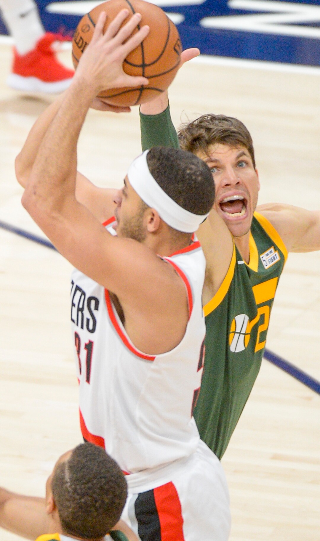 Leah Hogsten  |  The Salt Lake Tribune  Utah Jazz guard Kyle Korver (26) tries to stop Portland Trail Blazers guard Seth Curry (31) as the Utah Jazz host the Portland Trail Blazers Christmas night at Vivint Smart Home Arena.