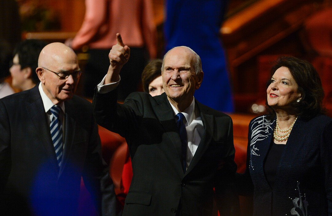 (Francisco Kjolseth  |  The Salt Lake Tribune)  President Russell M. Nelson waves to the crowd as he and his wife, Wendy Nelson, exit at the conclusion of the Sunday morning session of the 189th twice-annual General Conference of The Church of Jesus Christ of Latter-day Saints at the Conference Center in Salt Lake City on Sunday, Oct. 6, 2019. At left is Dallin H. Oaks, first counselor in the First Presidency of The Church of Jesus Christ of Latter-day Saints.