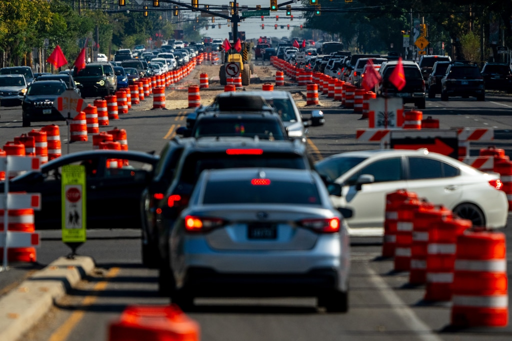 (Trent Nelson | The Salt Lake Tribune) Afternoon traffic makes its way through construction on 700 East near 1300 South in Salt Lake City on Monday, Aug. 3, 2026.