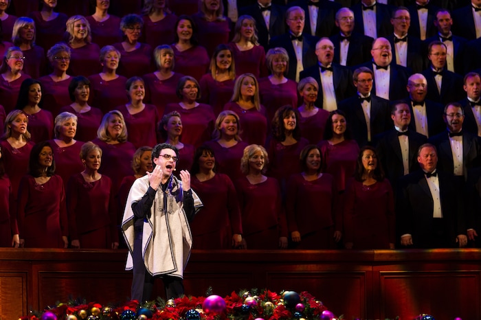 (Alex Gallivan | Special to the Tribune) Christmas with Mormon Tabernacle Choir featuring Rolando Villazón at The LDS Church Conference Center in Salt Lake City, Thursday,Dec 082016