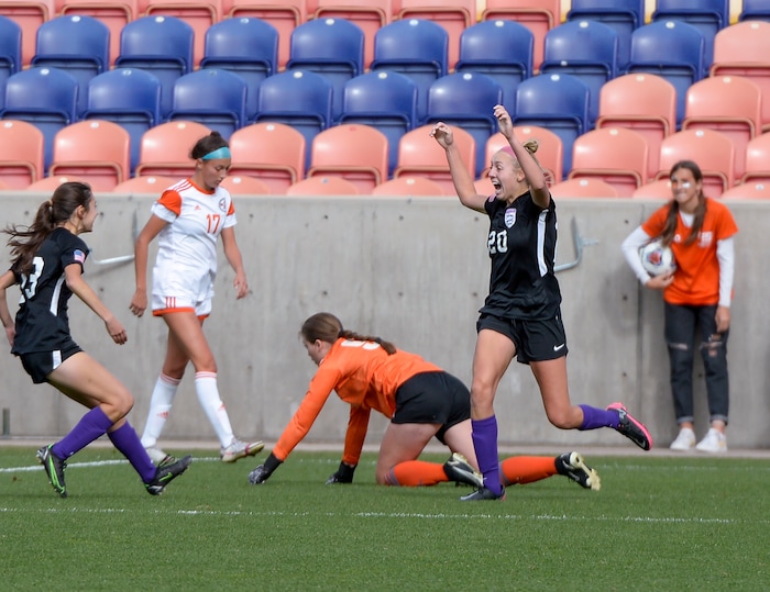 (Chris Samuels | The Salt Lake Tribune) Riverton’s Belle Christensen (20) celebrates scoring a goal against Skyridge in the 6A girls’ soccer state championships at Rio Tinto Stadium in Sandy, Friday, Oct. 22, 2021.