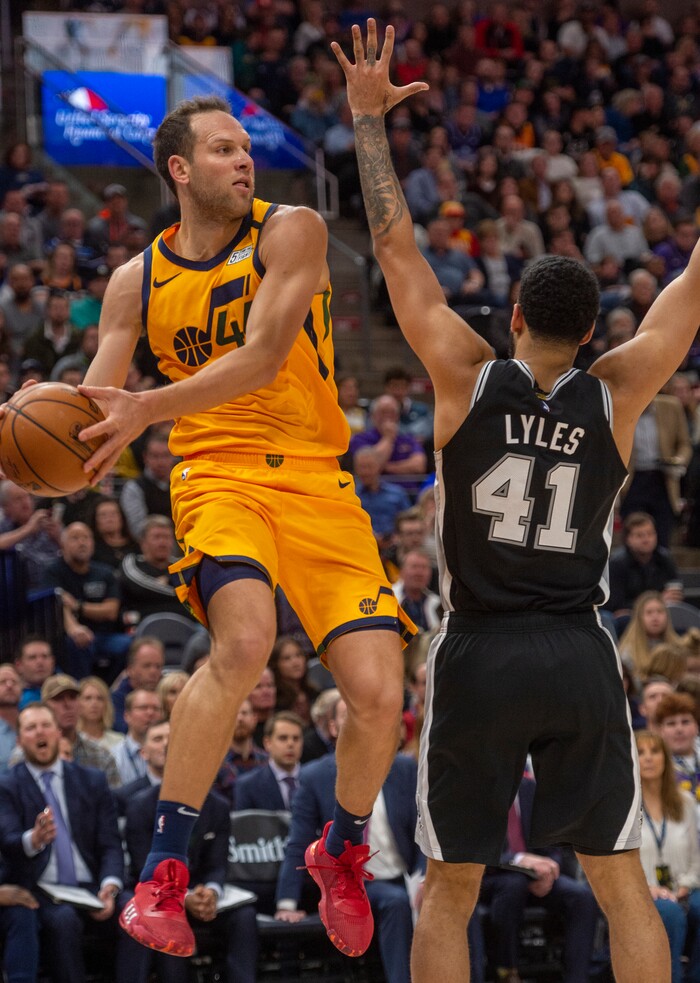(Rick Egan  |  The Salt Lake Tribune)    
Utah Jazz forward Bojan Bogdanovic (44) looks for an open man, as San Antonio Spurs center Trey Lyles (41) defends, in NBA action between the Utah Jazz and the San Antonio Spurs, in Salt Lake City, Friday, Feb. 21, 2020.