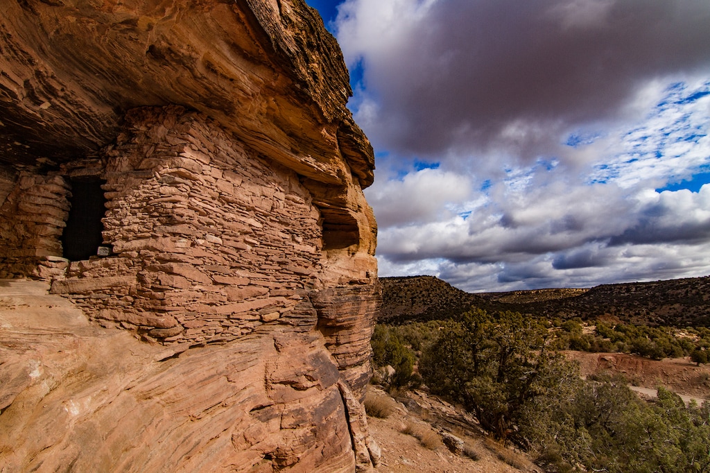 (Photo courtesy of Josh Ewing, Friends of Cedar Mesa) This prehistoric masonry structure, located near southeast Utah's Recapture Canyon, is on on one of many parcels rich in archaeological resources that the Bureau of Land Management has leased for oil and gas development. At the BLM's March 20 auction, Ayers Energy bought 19 of 21 leases contested by historic preservationists.