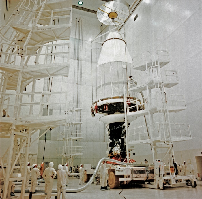 (Credit: Courtesy NASA) Voyager Encapsulation at the Jet Propulsion Laboratory.