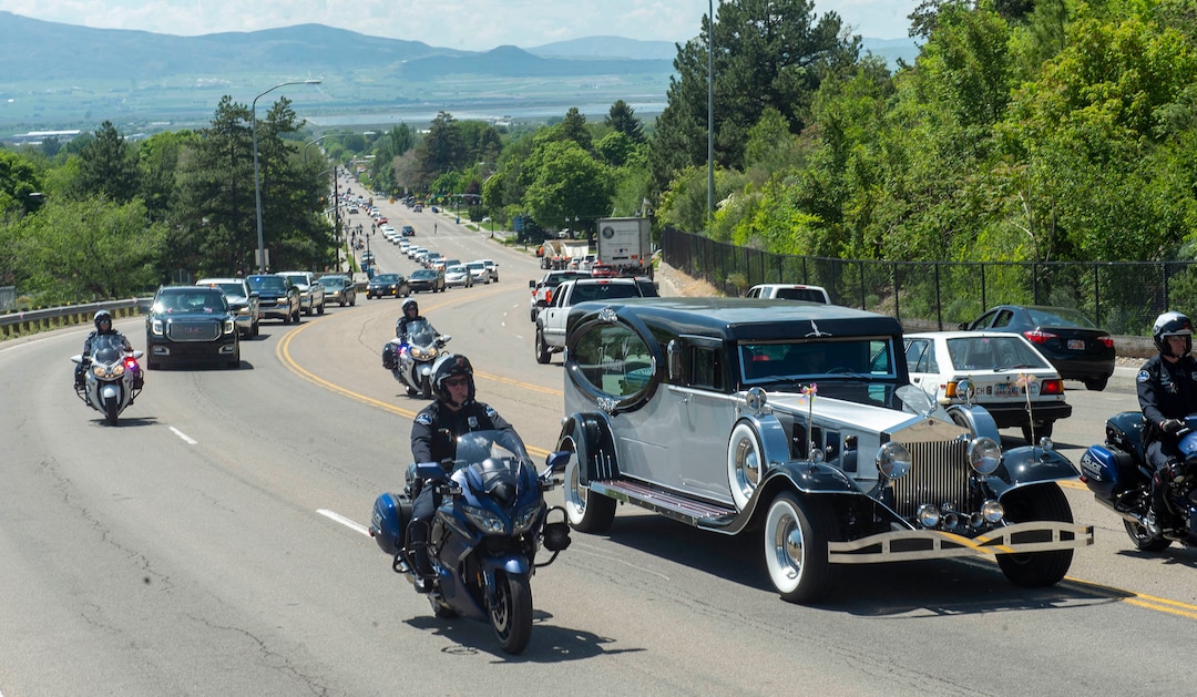 (Rick Egan  |  The Salt Lake Tribune)    The hearse follows the funeral procession for five-year-old Elizabeth Shelley up highway 89 to the Logan Cemetery. Elizabeth was allegedly killed by her uncle in Logan last week. Tuesday, June 4, 2019.