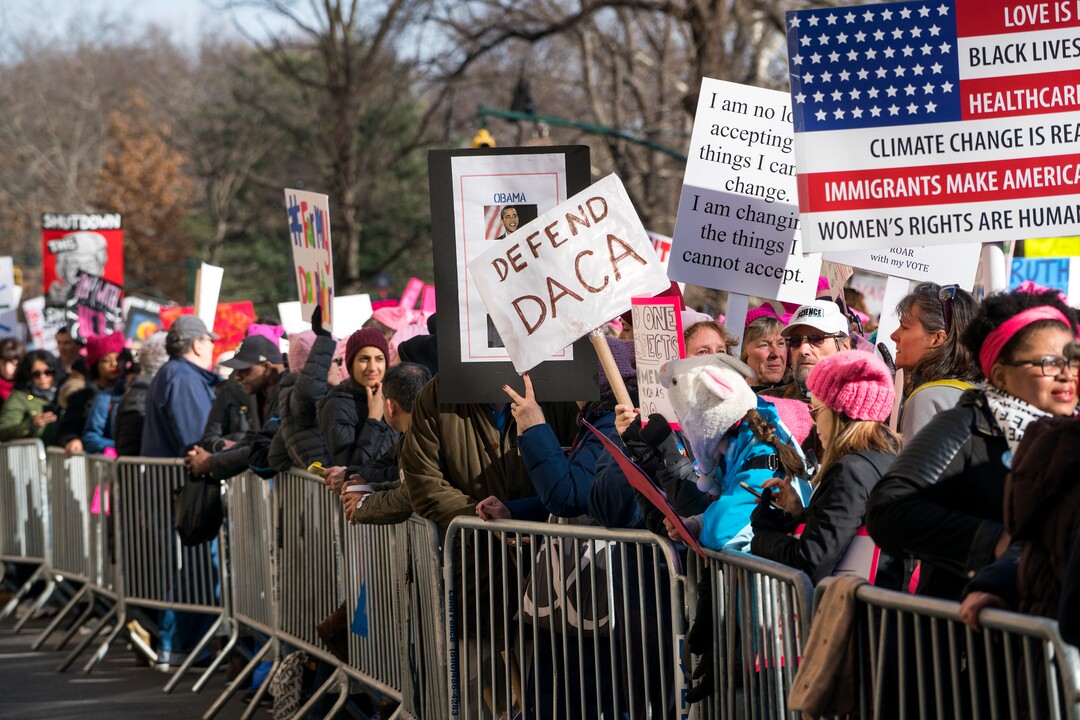 People line up on Central Park West as they wait for the start of a march highlighting equal rights and equality for women Saturday, Jan. 20, 2018, in New York.  The New York protest was among more than 200 such actions planned for the weekend around the world.  (AP Photo/Craig Ruttle)