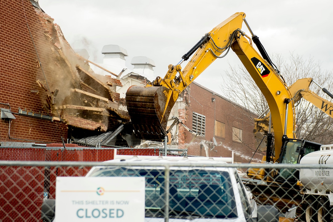 (Jeremy Harmon  |  The Salt Lake Tribune) Demolition begins on the Road Home shelter in Salt Lake City on Monday, January 27, 2020.
