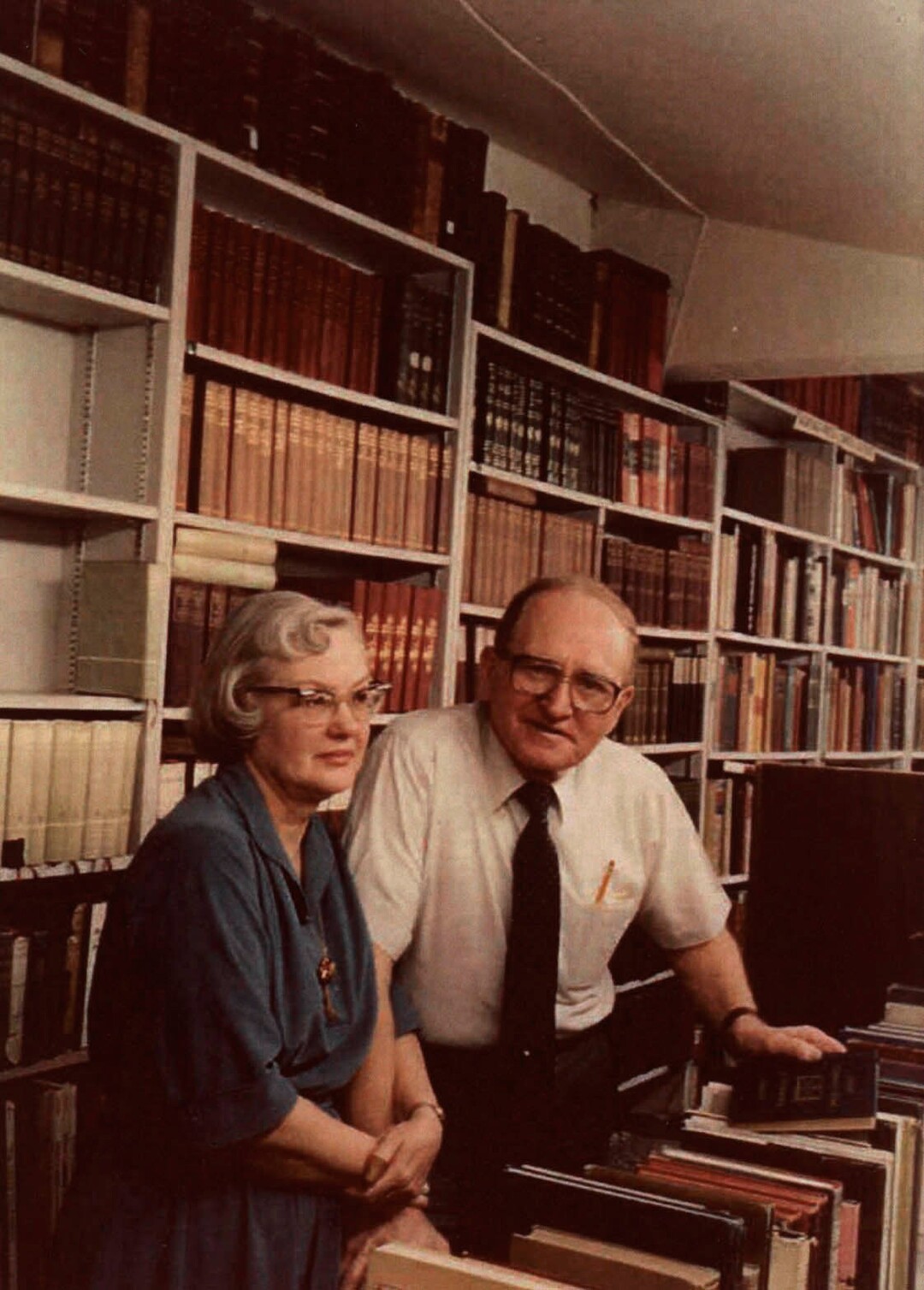 (Tribune file photo) Lila and Sam Weller are photographed at their bookstore in 1985.