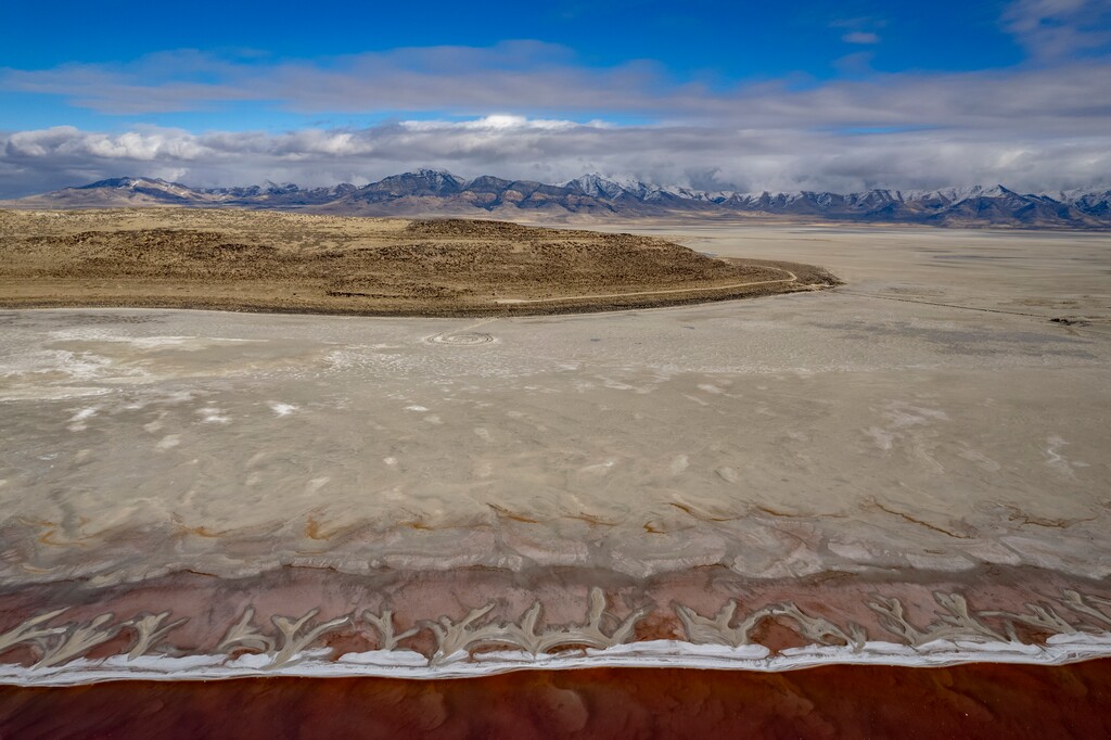 (Rick Egan | The Salt Lake Tribune)  The Great Salt Lake and the Spiral Jetty, on Tuesday, Jan 14, 2025.