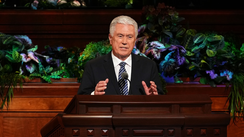 (The Church of Jesus Christ of Latter-day Saints)
Apostle Dieter F. Uchtdorf speaks at General Conference on Sunday, April 3, 2022.
