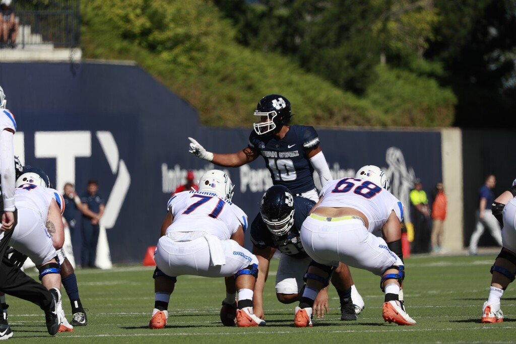 (USU Athletics) Utah State linebacker AJ Vongphachanh surveys the Boise State offense on Saturday afternoon in Logan. The Aggies fell to the Broncos 27-3.