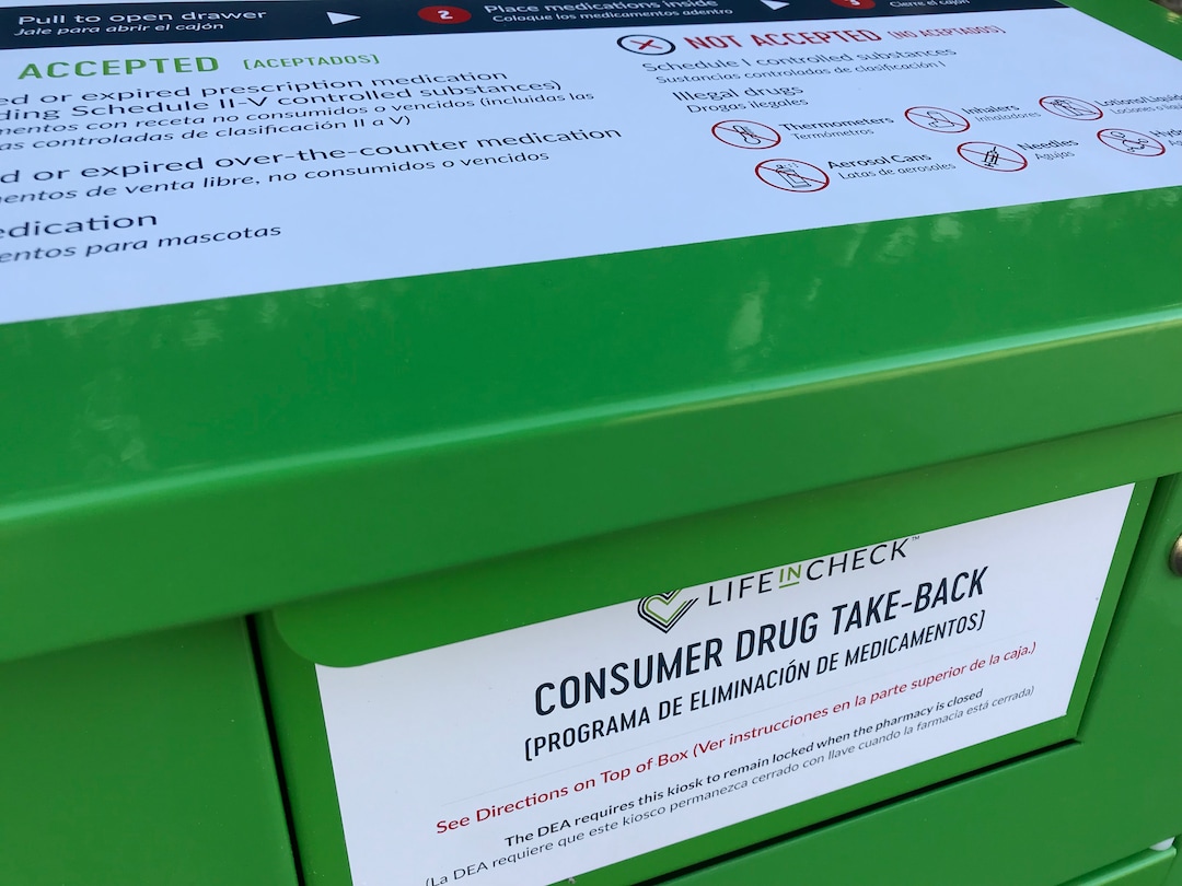 (Courtney Tanner | The Salt Lake Tribune) St. Mark's Hospital hosts an opioid and prescription medication drop off event on Saturday, Sept. 7, 2019.