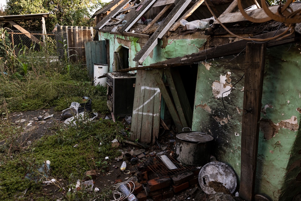 (Ivor Prickett | The New York Times)
A house used by Russian forces in the village of Kamyanka, Ukraine on Oct. 1, 2022. The West and America are declining, decaying and internally divided, and Russia and China in particular represent potent alternatives to Western liberalism that stand ready to contend for global dominance, Ross Douthat writes.
