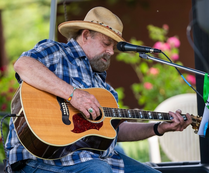 (Rick Egan | The Salt Lake Tribune)  Randy Teal performs at the Heart & Soul Music Stroll, in Sugar House, on Saturday, June 10, 2023.
