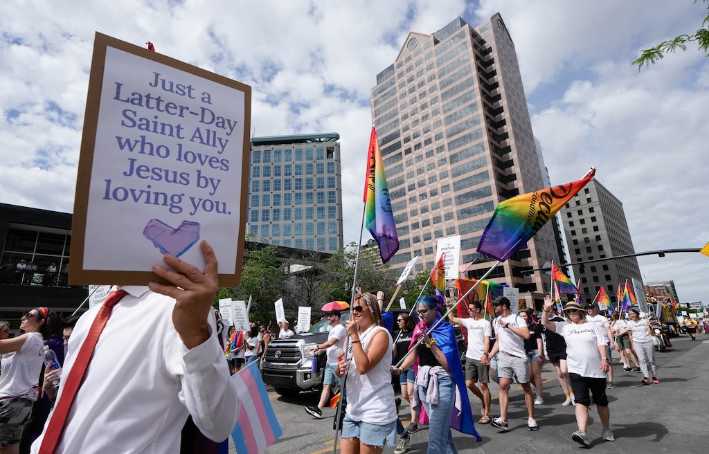 (Francisco Kjolseth | The Salt Lake Tribune) Thousands participate in the Utah Pride Parade in Salt Lake City on Sunday, June 5, 2022.